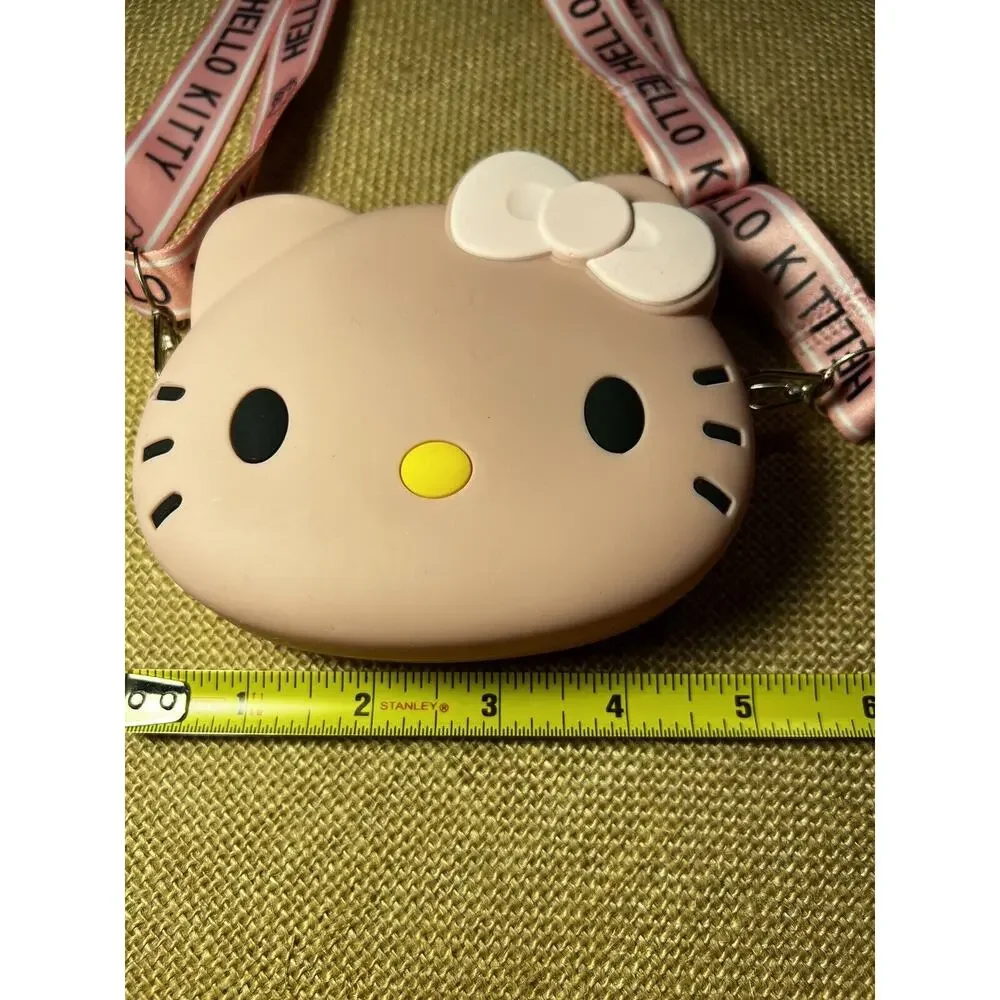 Hello Kitty (For Sale in Japan Only) Mini Pink Silicone Purse